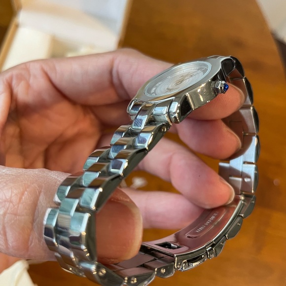 Authentic MCM watch - Picture 7 of 10